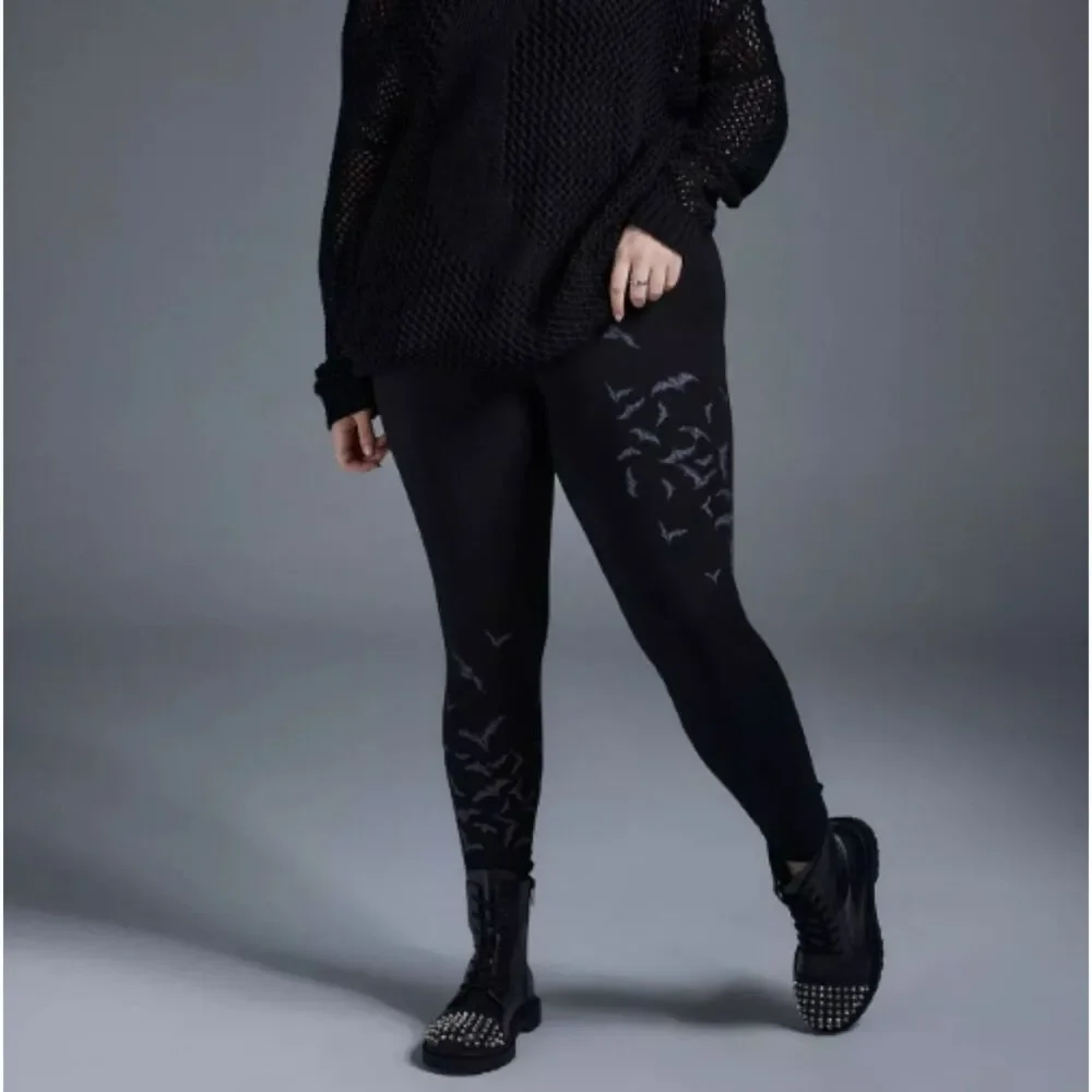 Torrid Womens Nightfall Bat Leggings Full Length Size 3X Black Halloween Spooky